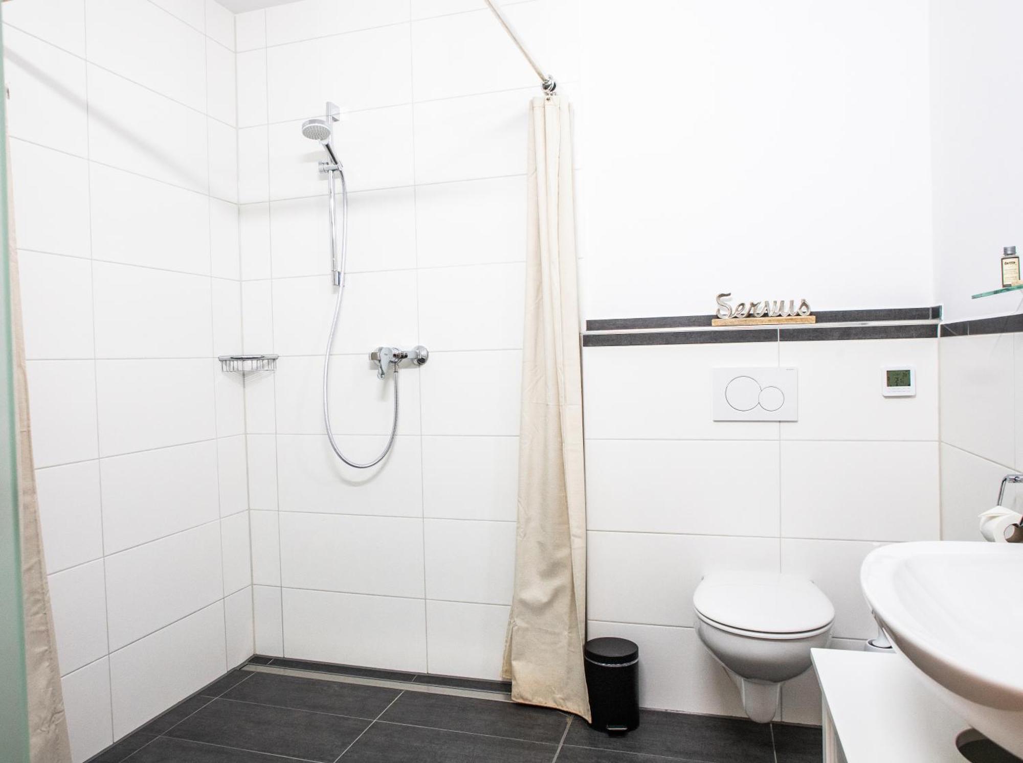 Gaestezimmer Ross Hohenlinden Экстерьер фото